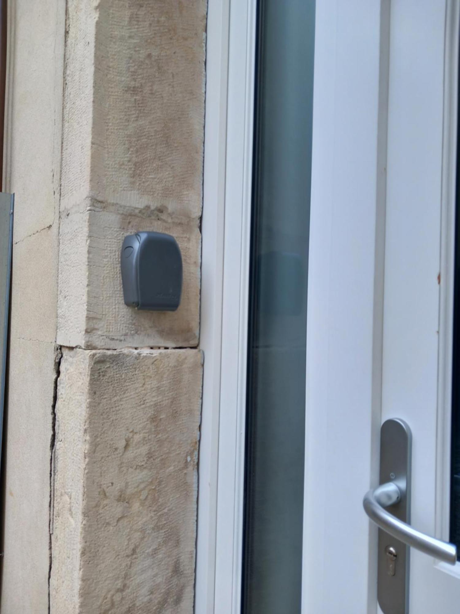La Cour Fleurie, Tout Confort Dijon Luaran gambar