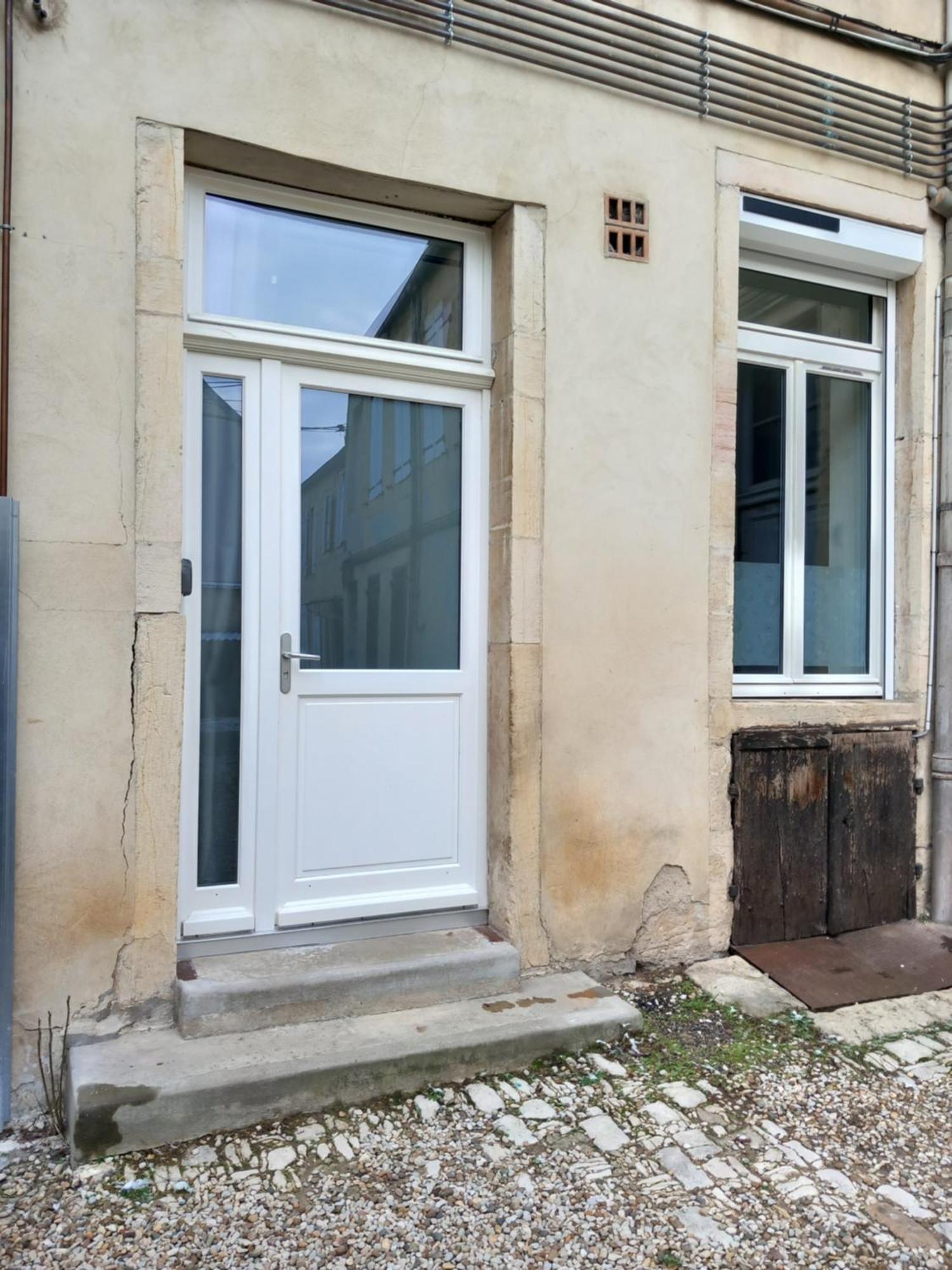 La Cour Fleurie, Tout Confort Dijon Luaran gambar